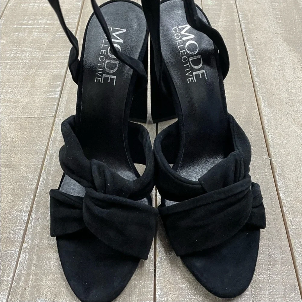 NIB The Mode Collective Black Suede Heels